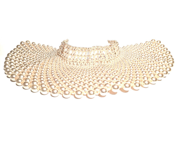 Oversized Pearl Necklace